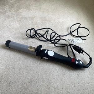 Beachwaver 1 1/4” Curling Iron